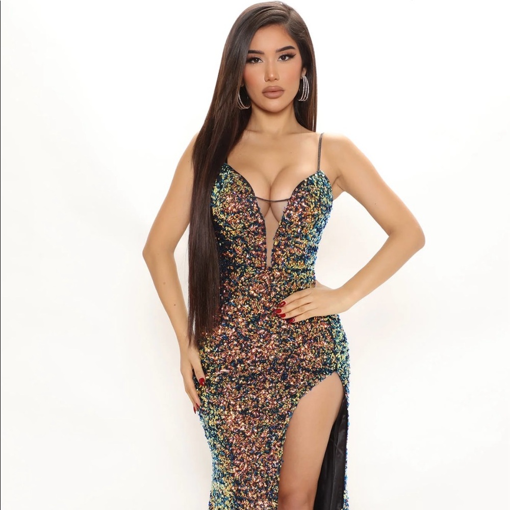 Show me the Diamonds Sequin Dress